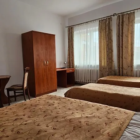 Rest Hostel Airport Modlin Новий-Двір-Мазовецький Екстер'єр фото