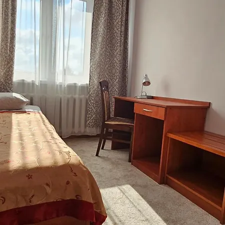 Rest Hostel Airport Modlin Новий-Двір-Мазовецький Екстер'єр фото