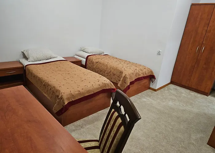 Rest Hostel Airport Modlin